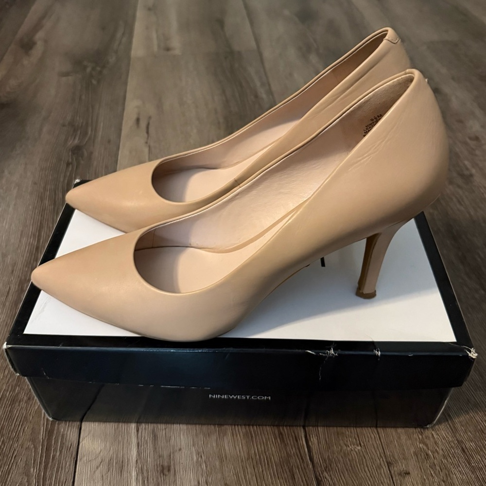 Nine West Women's Nude Heels